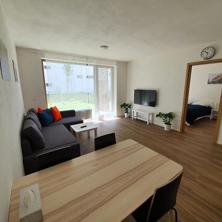 Modern Apartment With Terrace And Garage In The City Center Plzen Luaran gambar